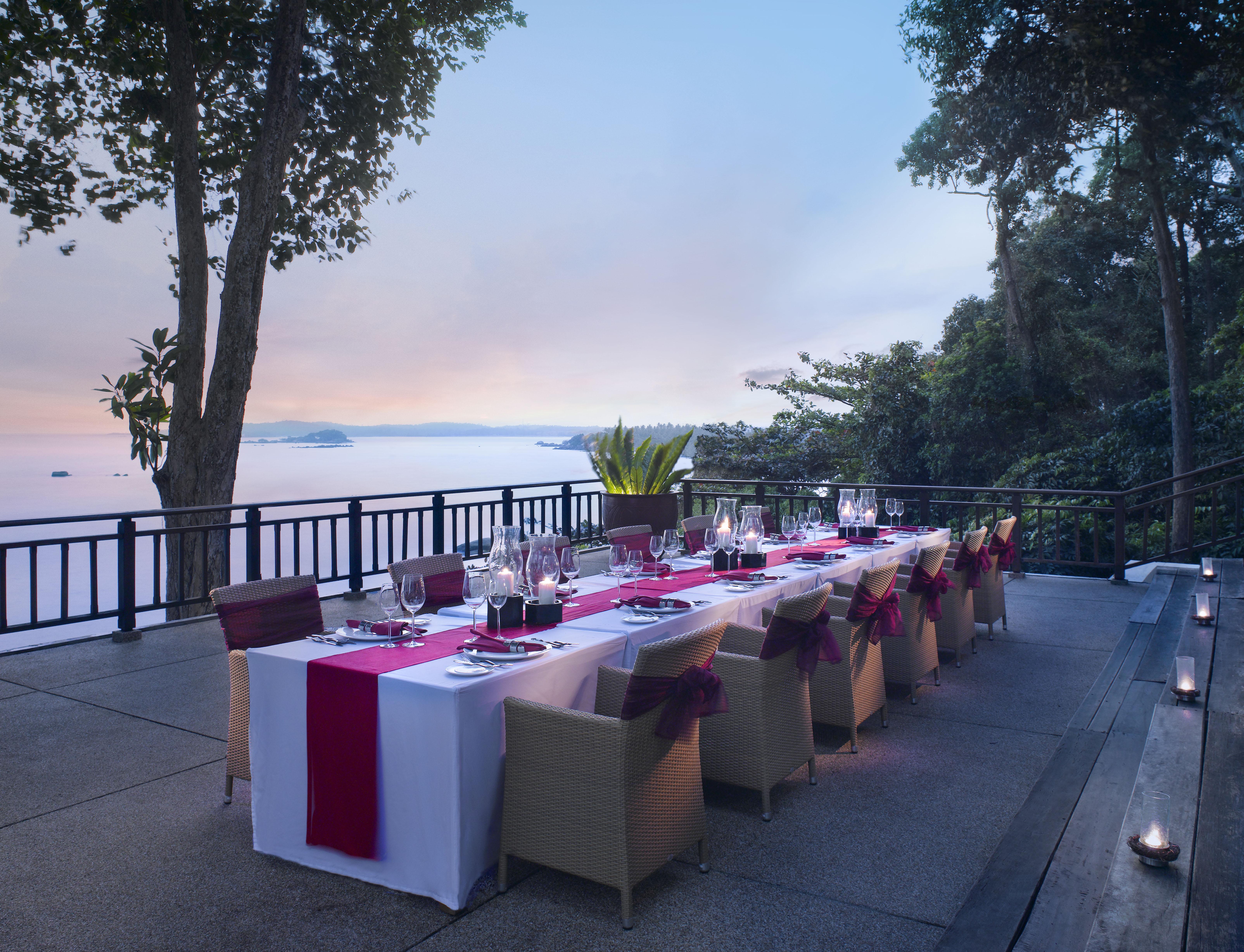 Hotel Banyan Tree Bintan Lagoi Restaurace fotografie
